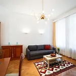 Premium Apartment With Free Parking - 15 Min To Center