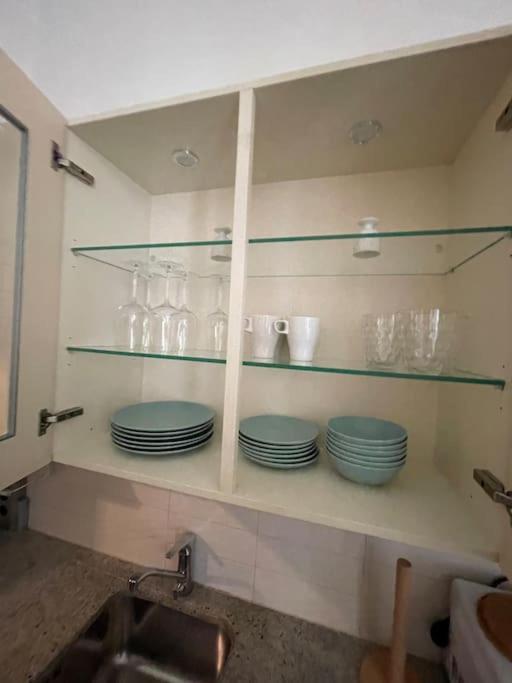 Premium With Free Parking - 15 Min To Center Apartment Wien
