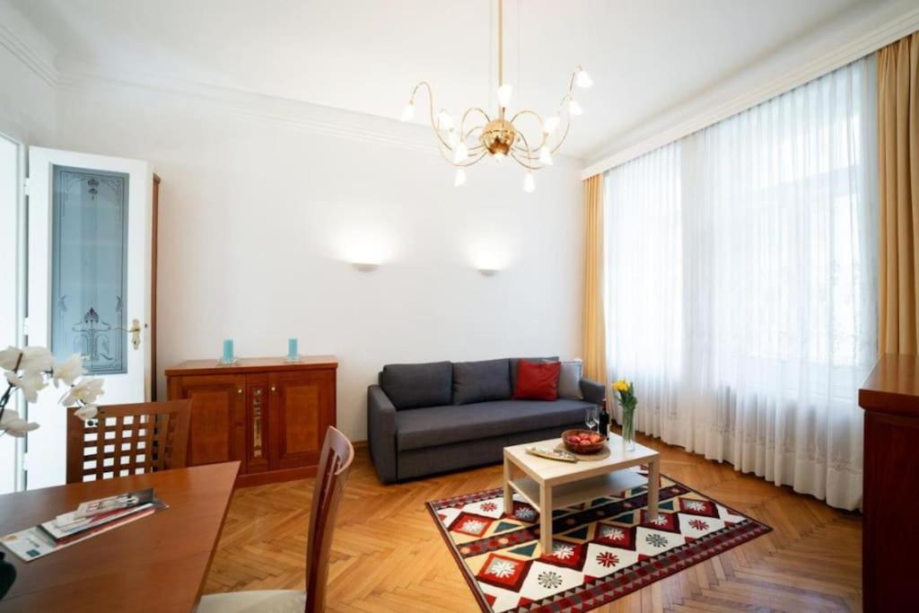 Apartment Premium With Free Parking - 15 Min To Center